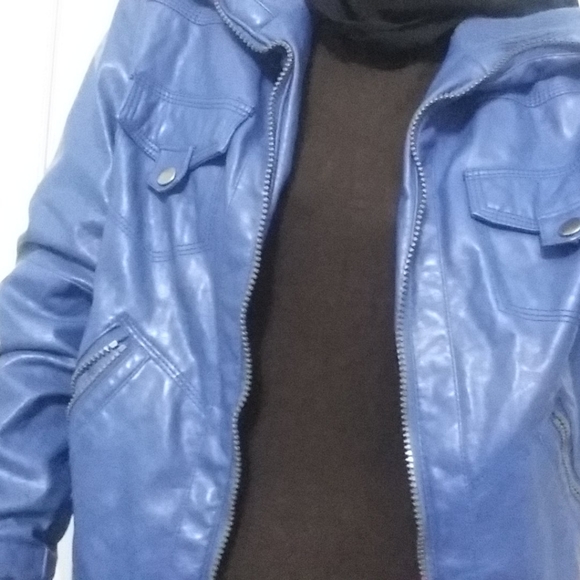 Faux leather jacket - Picture 2 of 4